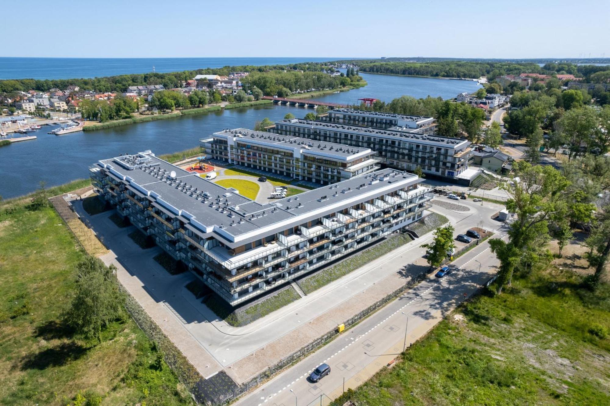 Dziwnow Luxurious Apartment No1 By The River By Renters Prestige Eksteriør bilde