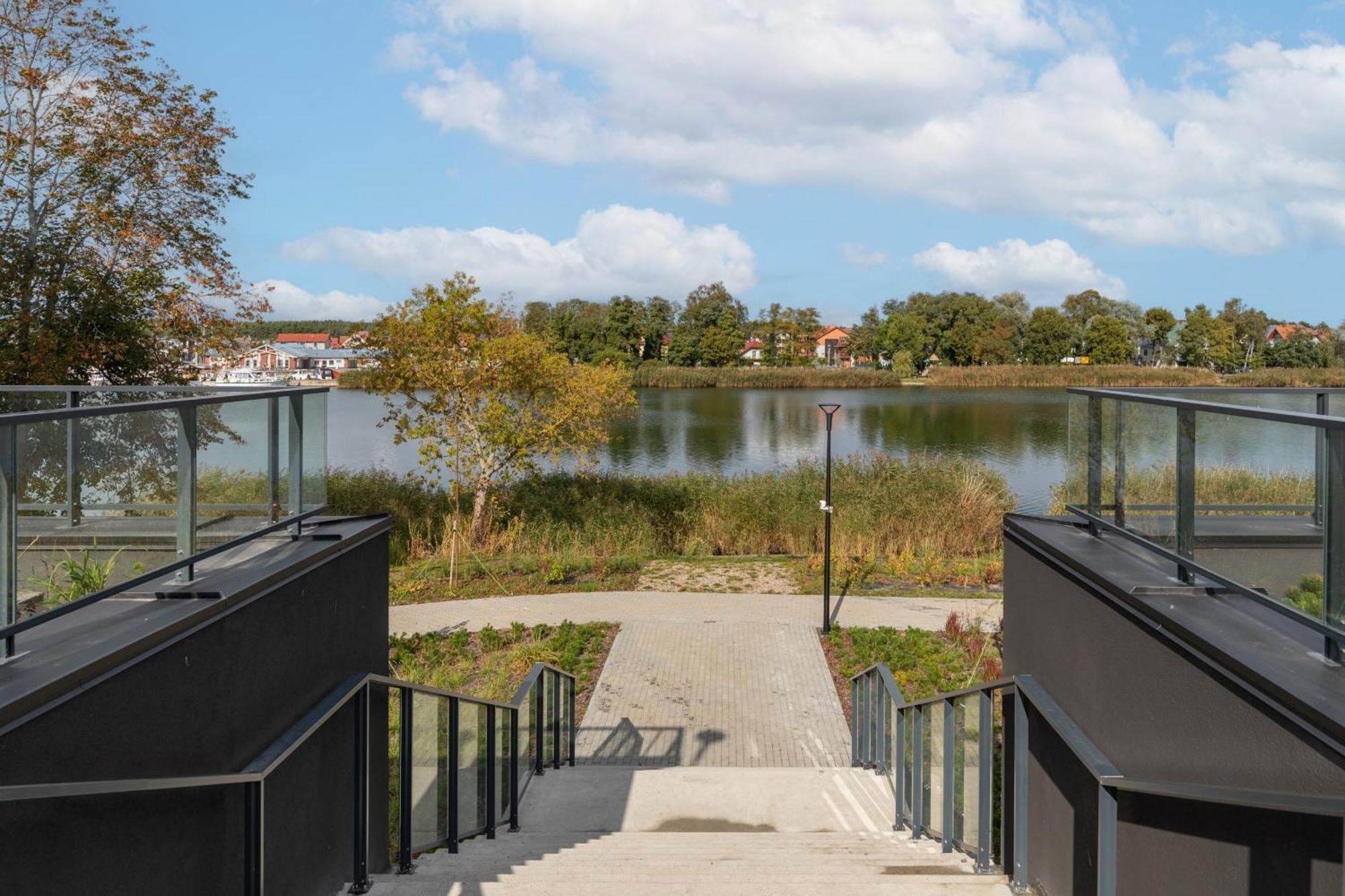 Dziwnow Luxurious Apartment No1 By The River By Renters Prestige Eksteriør bilde