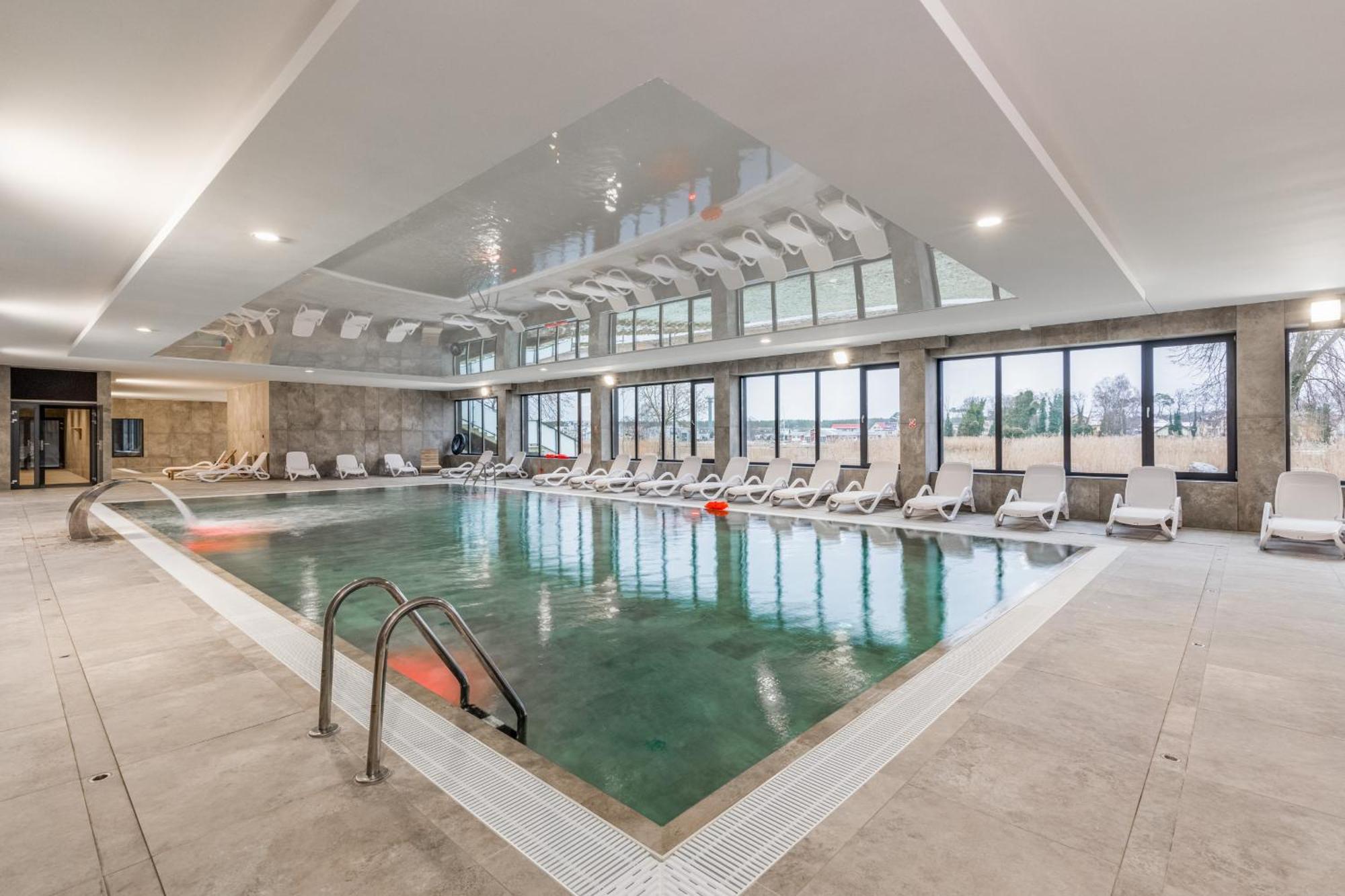 Dziwnow Luxurious Apartment No1 By The River By Renters Prestige Eksteriør bilde